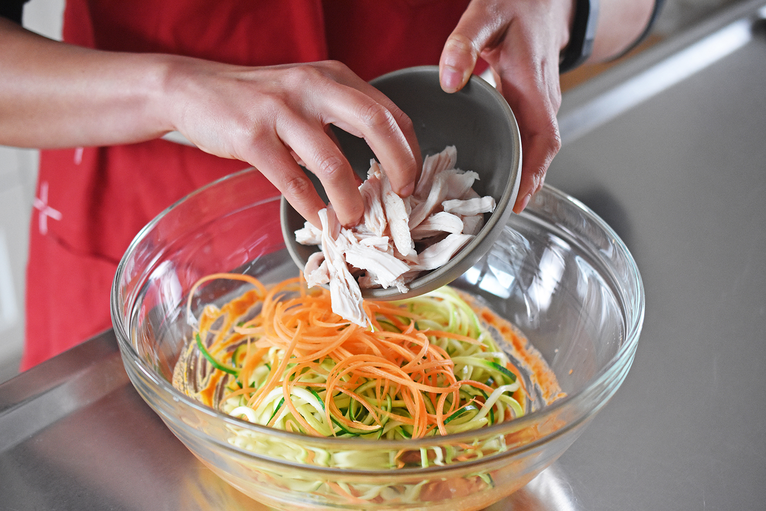 Spicy Thai Chicken Zoodle Salad by Michelle Tam http://nomnompaleo.com