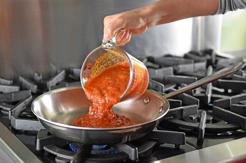 Poached Cod in Tomato Sauce by Michelle Tam http://nomnompaleo.com