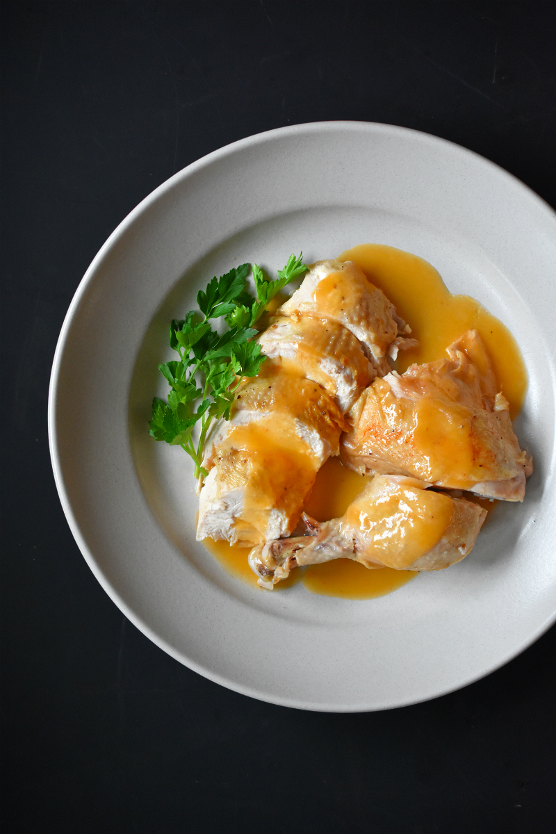 Instant Pot (Pressure Cooker) Chicken and Gravy by Michelle Tam / Nom Nom Paleo http://nomnompaleo.com