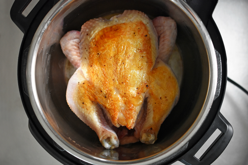 Instant Pot (Pressure Cooker) Chicken and Gravy by Michelle Tam / Nom Nom Paleo http://nomnompaleo.com